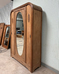 Charger l'image dans la visionneuse de la galerie, Armoire Art Déco en chêne