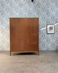 Charger l'image dans la visionneuse de la galerie, Armoire vintage avec penderie