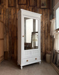 Charger l'image dans la visionneuse de la galerie, Armoire à glace ancienne blanche