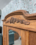 Charger l'image dans la visionneuse de la galerie, Armoire ancienne en chêne