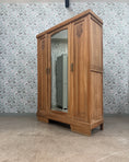 Charger l'image dans la visionneuse de la galerie, Armoire Art Déco trois portes