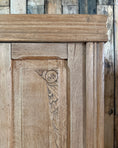Charger l'image dans la visionneuse de la galerie, Armoire Art Déco trois portes en chêne