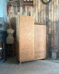 Charger l'image dans la visionneuse de la galerie, Armoire asymétrique Art Déco