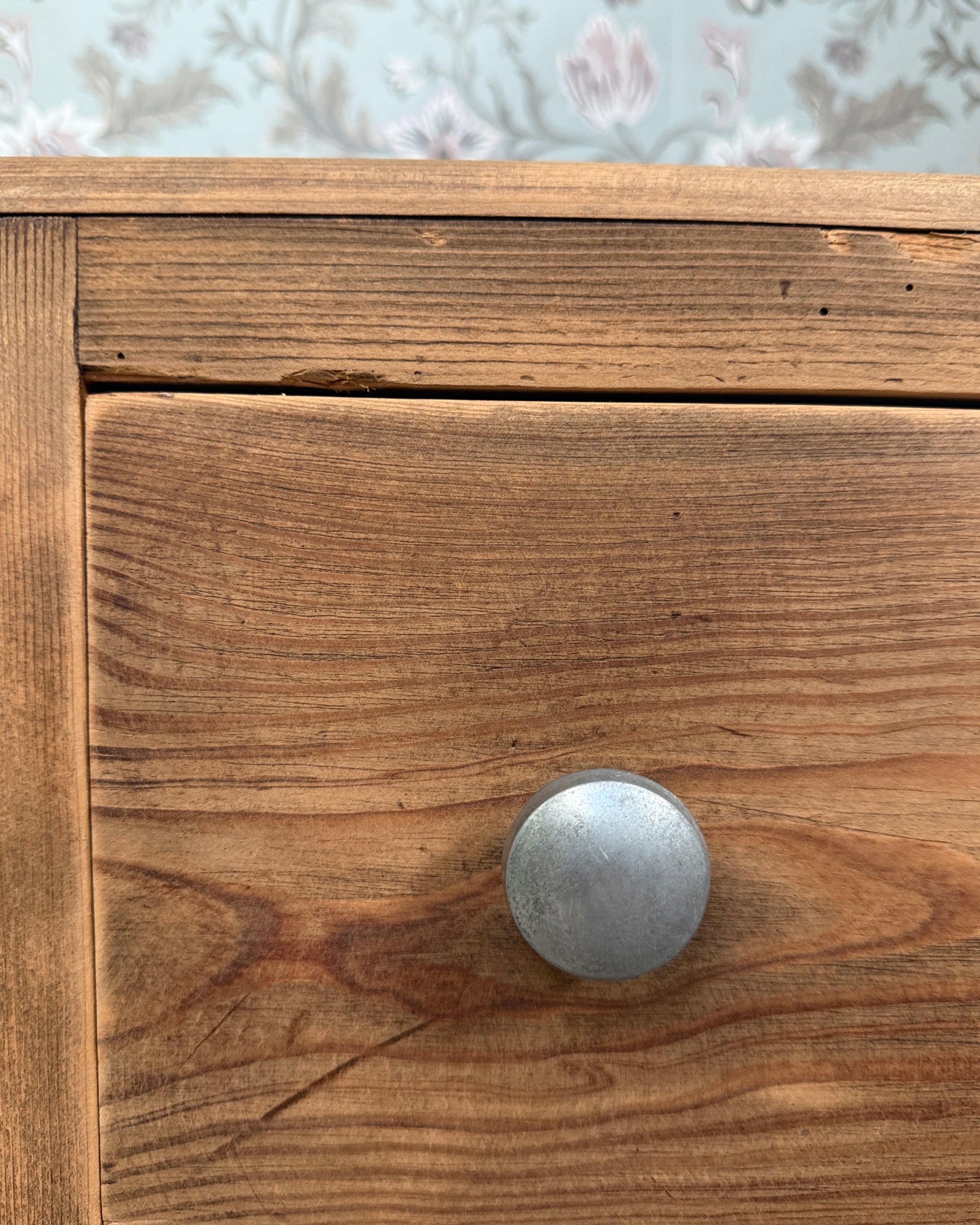 Armoire asymétrique Art Déco