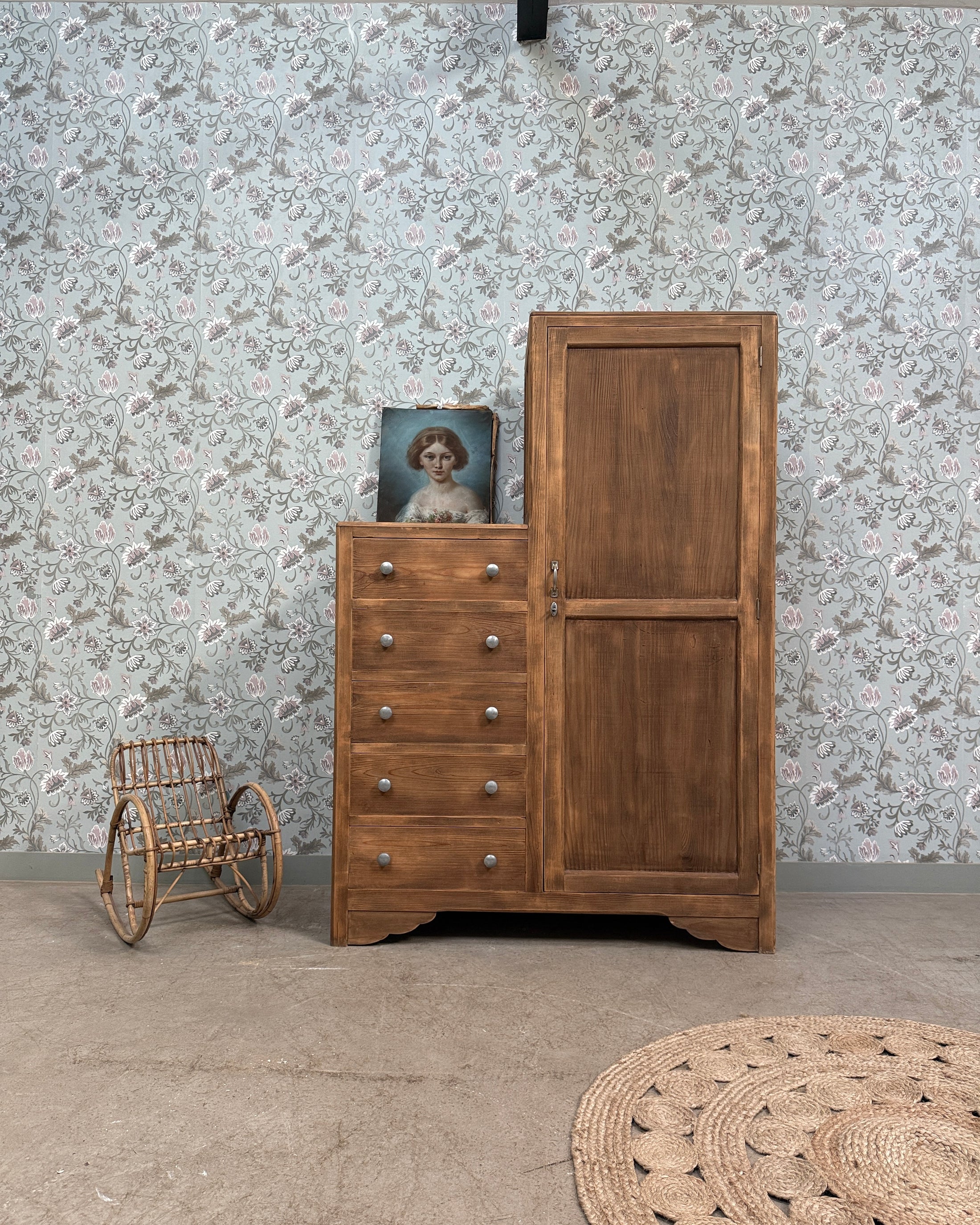 Armoire art déco asymétrique
