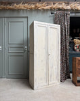 Charger l'image dans la visionneuse de la galerie, Armoire parisienne patinée