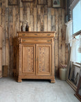 Charger l'image dans la visionneuse de la galerie, Buffet Louis-Philippe en pitchpin