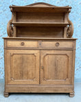 Charger l'image dans la visionneuse de la galerie, Buffet Saint Hubert en chêne