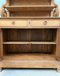 Charger l'image dans la visionneuse de la galerie, Buffet Saint Hubert en chêne