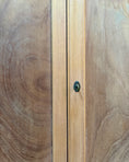 Charger l'image dans la visionneuse de la galerie, Buffet parisien en bois brut