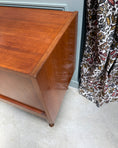 Charger l'image dans la visionneuse de la galerie, Buffet scandinave en teck