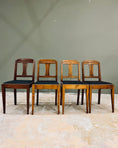 Charger l'image dans la visionneuse de la galerie, Série de quatre chaises Art Déco
