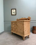 Charger l'image dans la visionneuse de la galerie, Grande commode anglaise en pin