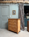 Charger l'image dans la visionneuse de la galerie, Commode vintage rénovée