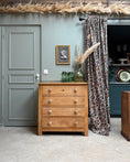 Charger l'image dans la visionneuse de la galerie, Commode vintage rénovée