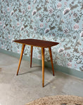 Charger l'image dans la visionneuse de la galerie, Table d’appoint 70s en bois