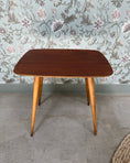 Charger l'image dans la visionneuse de la galerie, Table d’appoint 70s en bois