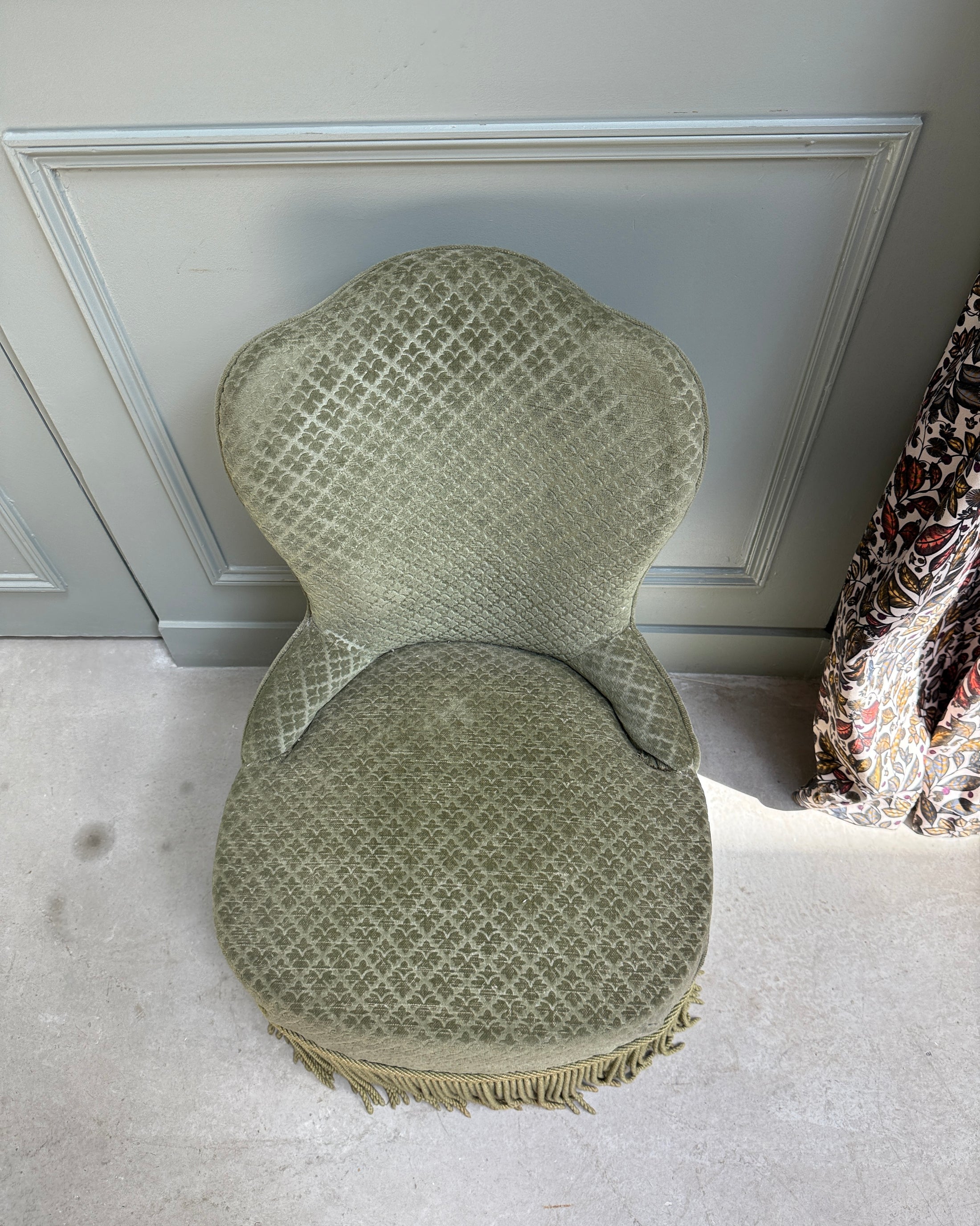 Fauteuil crapaud en velours vert