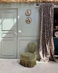 Charger l'image dans la visionneuse de la galerie, Fauteuil crapaud en velours vert