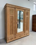 Charger l'image dans la visionneuse de la galerie, Grande armoire Art Déco en chêne