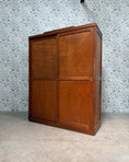 Charger l'image dans la visionneuse de la galerie, Grande armoire parisienne à portes coulissantes
