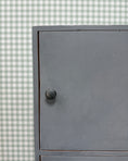 Charger l'image dans la visionneuse de la galerie, Meuble à casiers patiné gris
