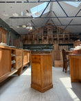 Charger l'image dans la visionneuse de la galerie, Table de chevet Louis-Philippe