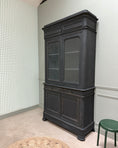 Charger l'image dans la visionneuse de la galerie, Vaisselier Louis Philippe patine noire