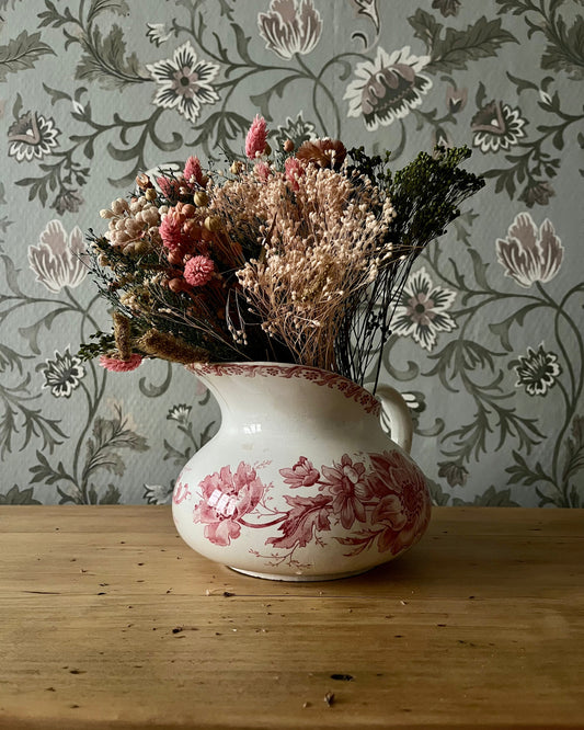 Slow décoration : chiner en brocante pour une maison éco-responsable