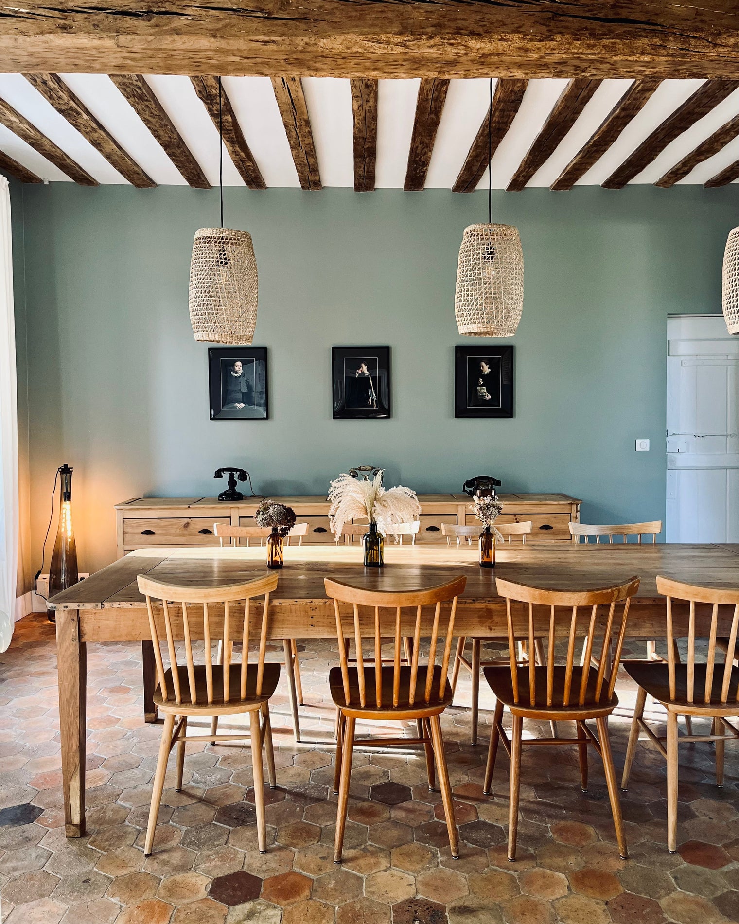 Décoration campagne chic d’une salle-à-manger