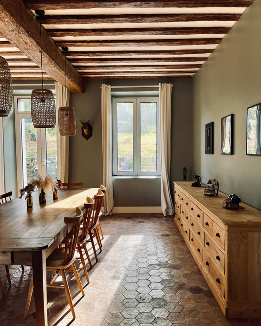 Décoration campagne chic d’une salle-à-manger