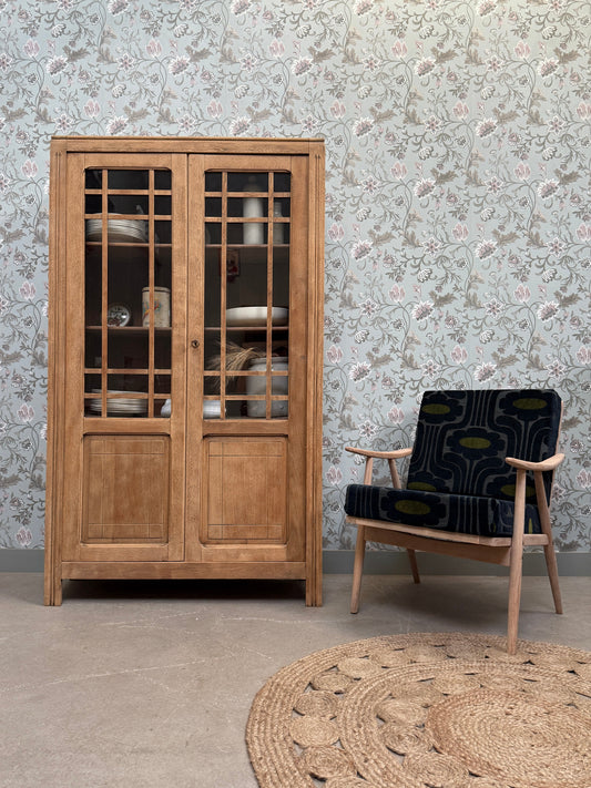 Vitrine parisienne ancienne à croisillons