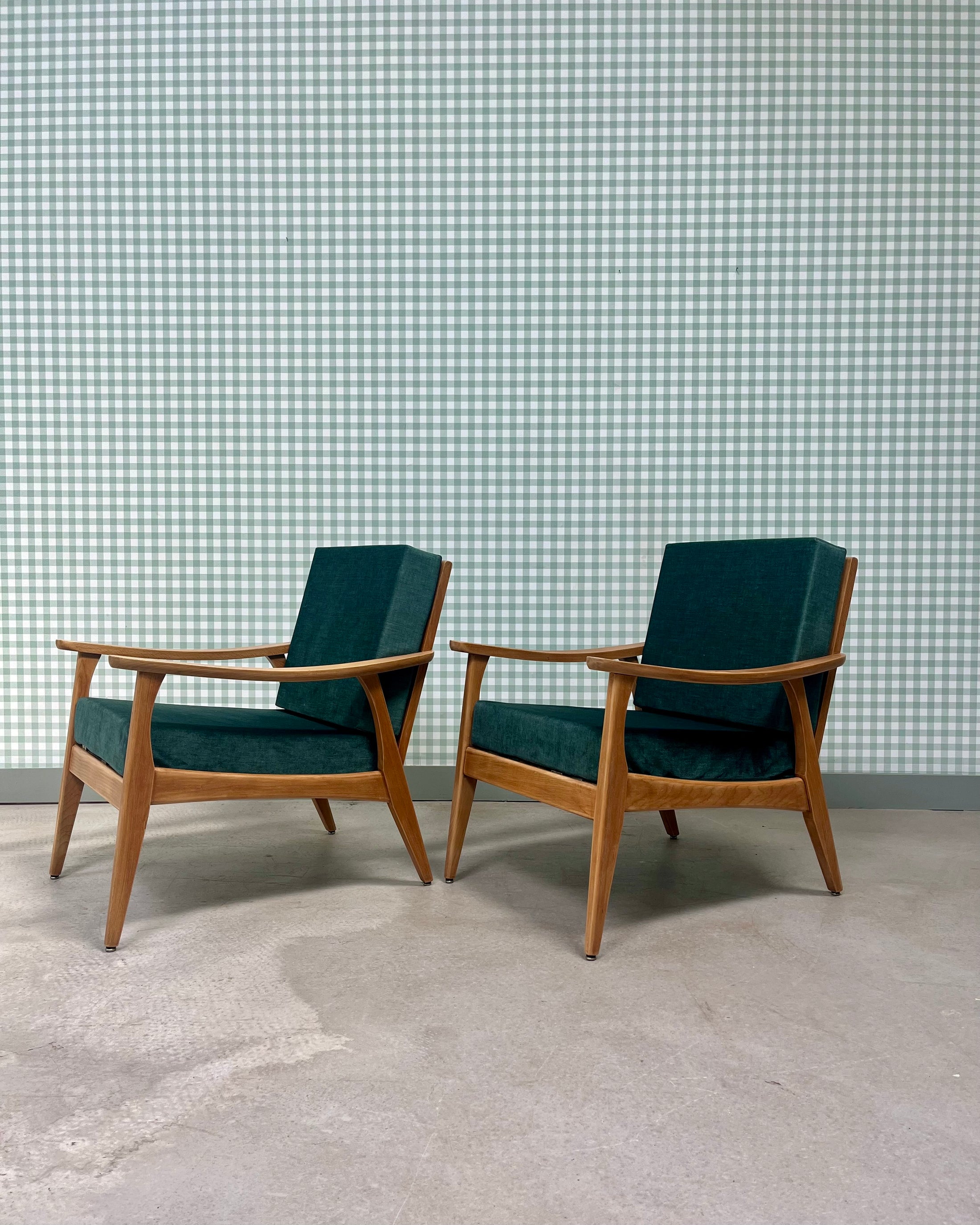 Paire de fauteuils scandinaves