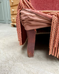 Charger l'image dans la visionneuse de la galerie, Fauteuil crapaud en velours rose
