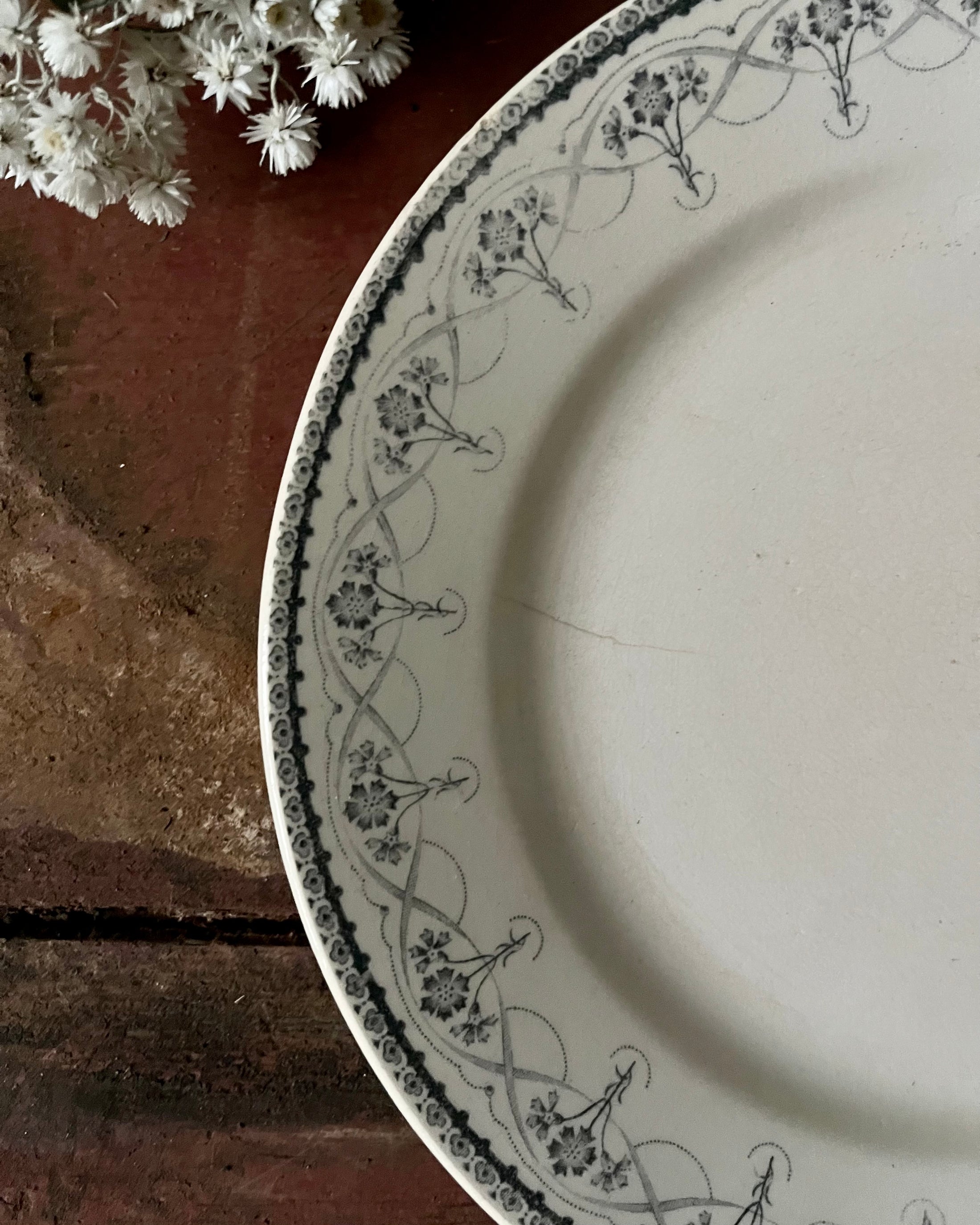 Assiette plate Dépôt de Paris