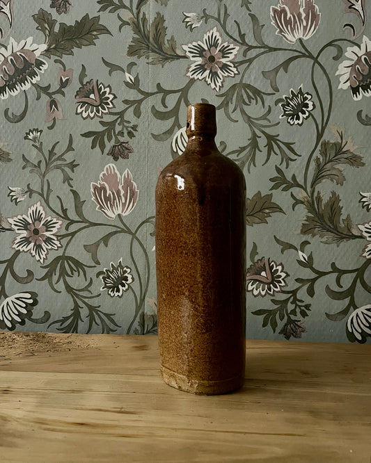 Bouteille en grès émaillé marron