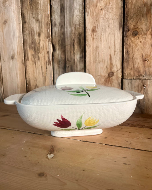 Ensemble de plats Salins