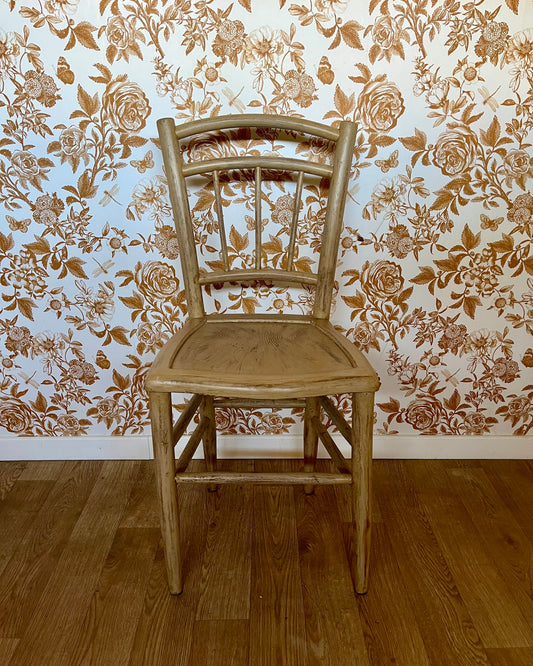 Chaise de bistrot patinée