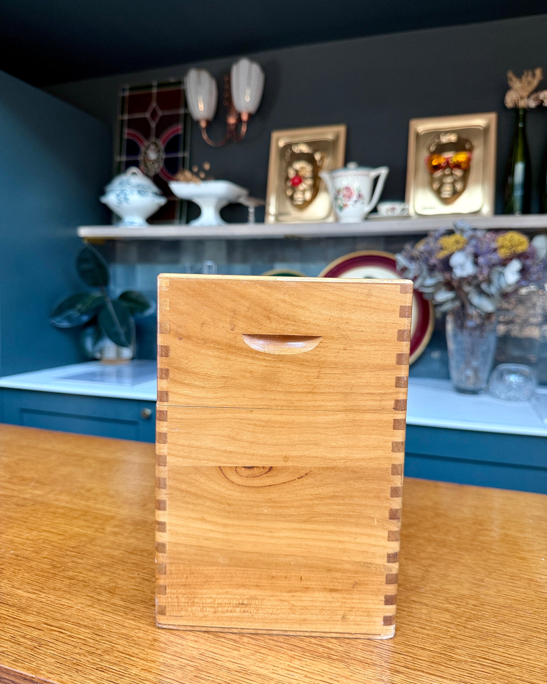 Ancienne boîte à fiches en bois