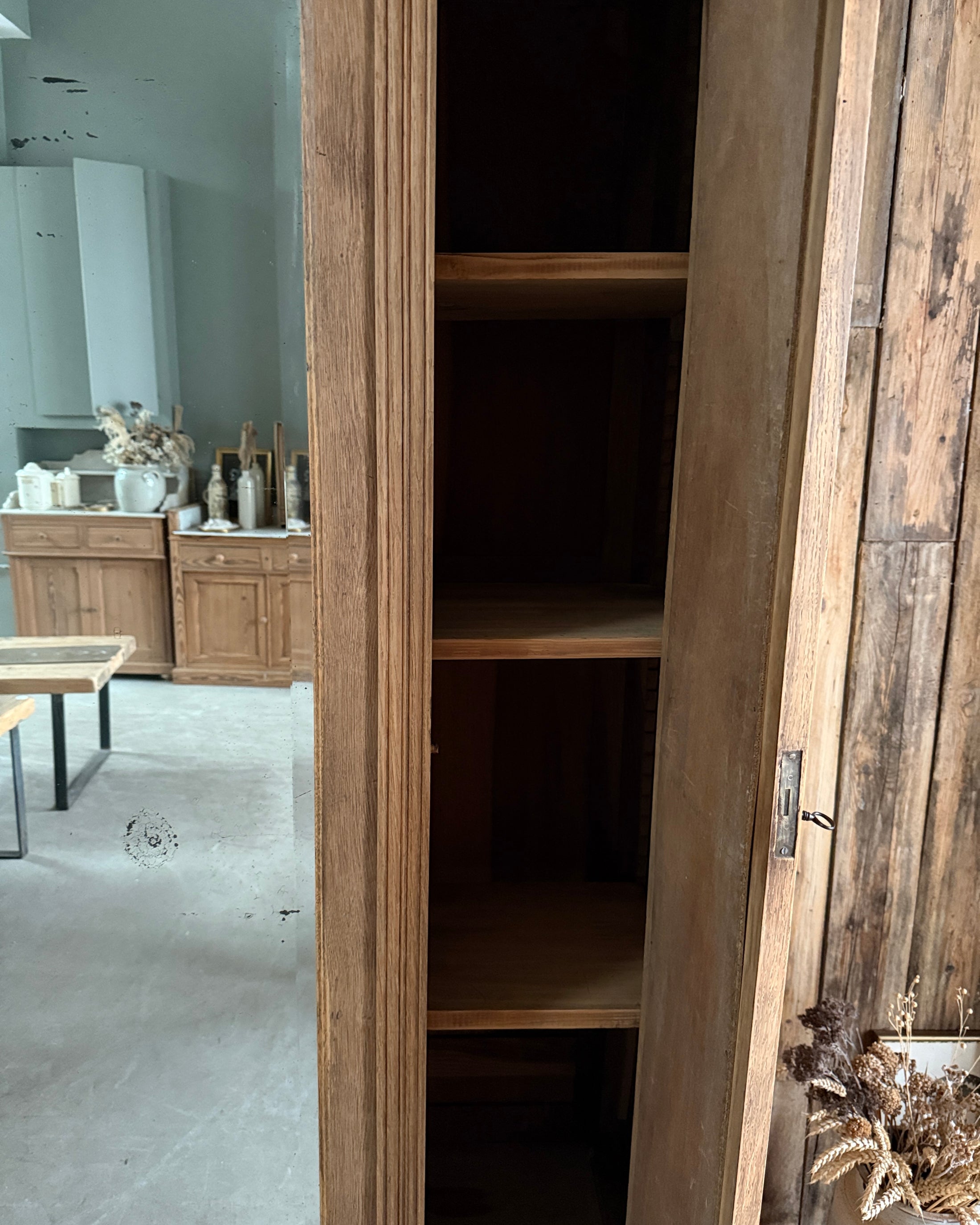 Armoire Art Déco en chêne