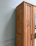 Charger l'image dans la visionneuse de la galerie, Armoire Art Déco trois portes

