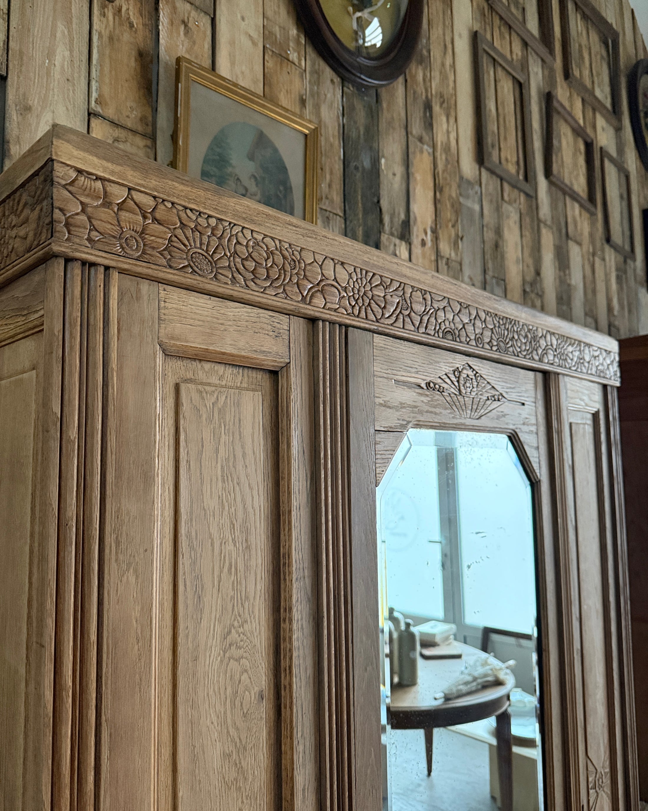 Armoire Art Déco en chêne