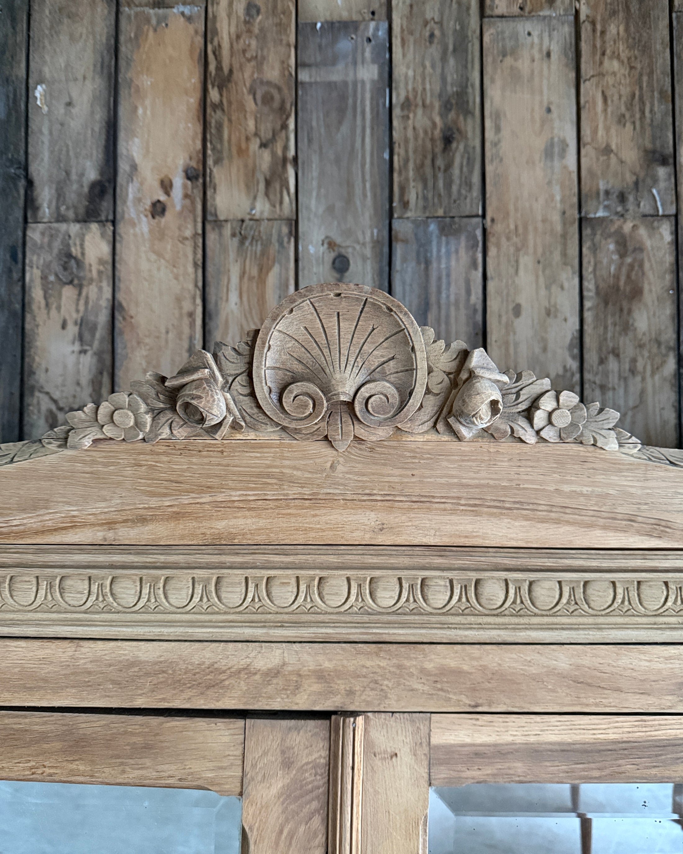 Armoire Art Déco en chêne