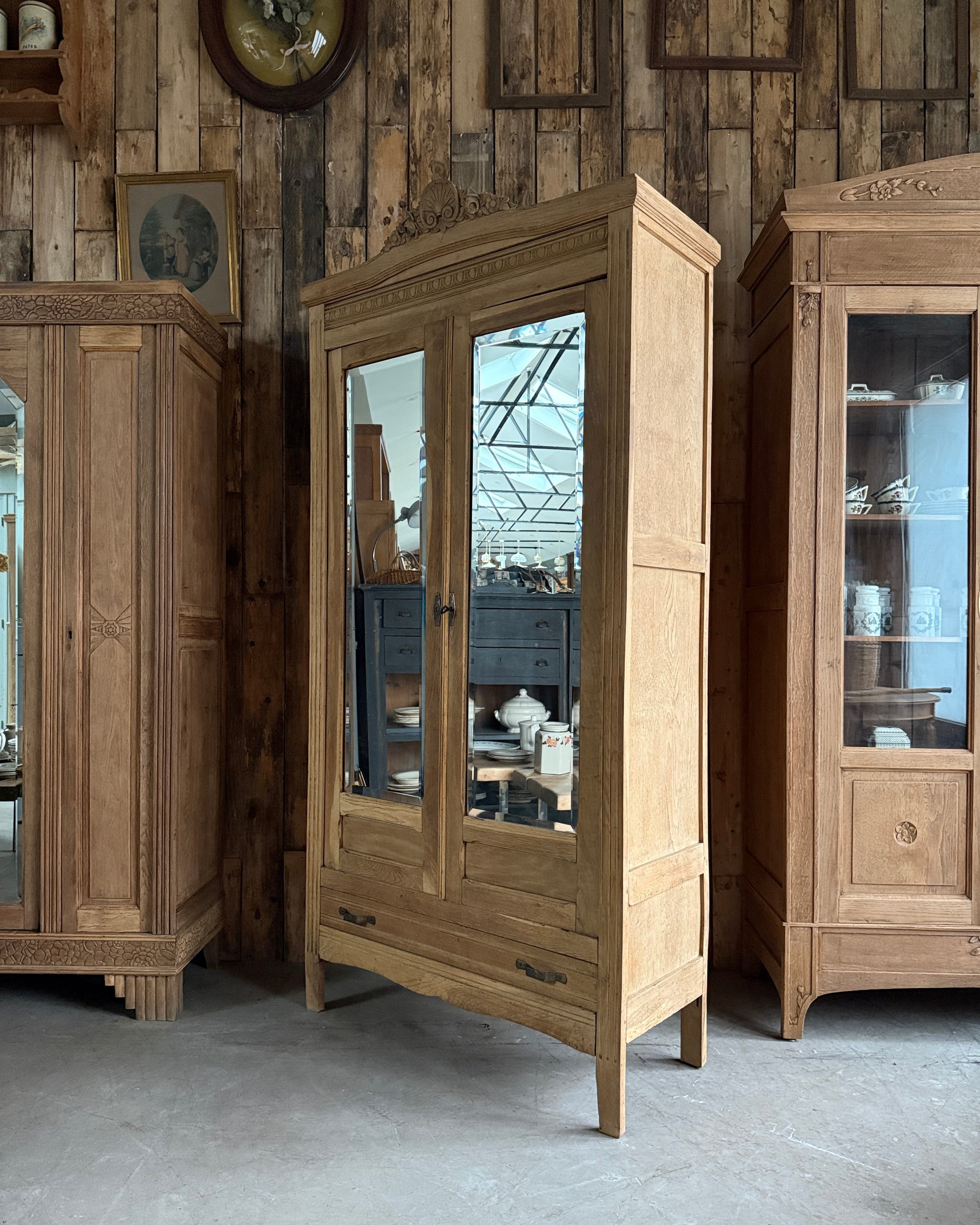 Armoire Art Déco en chêne