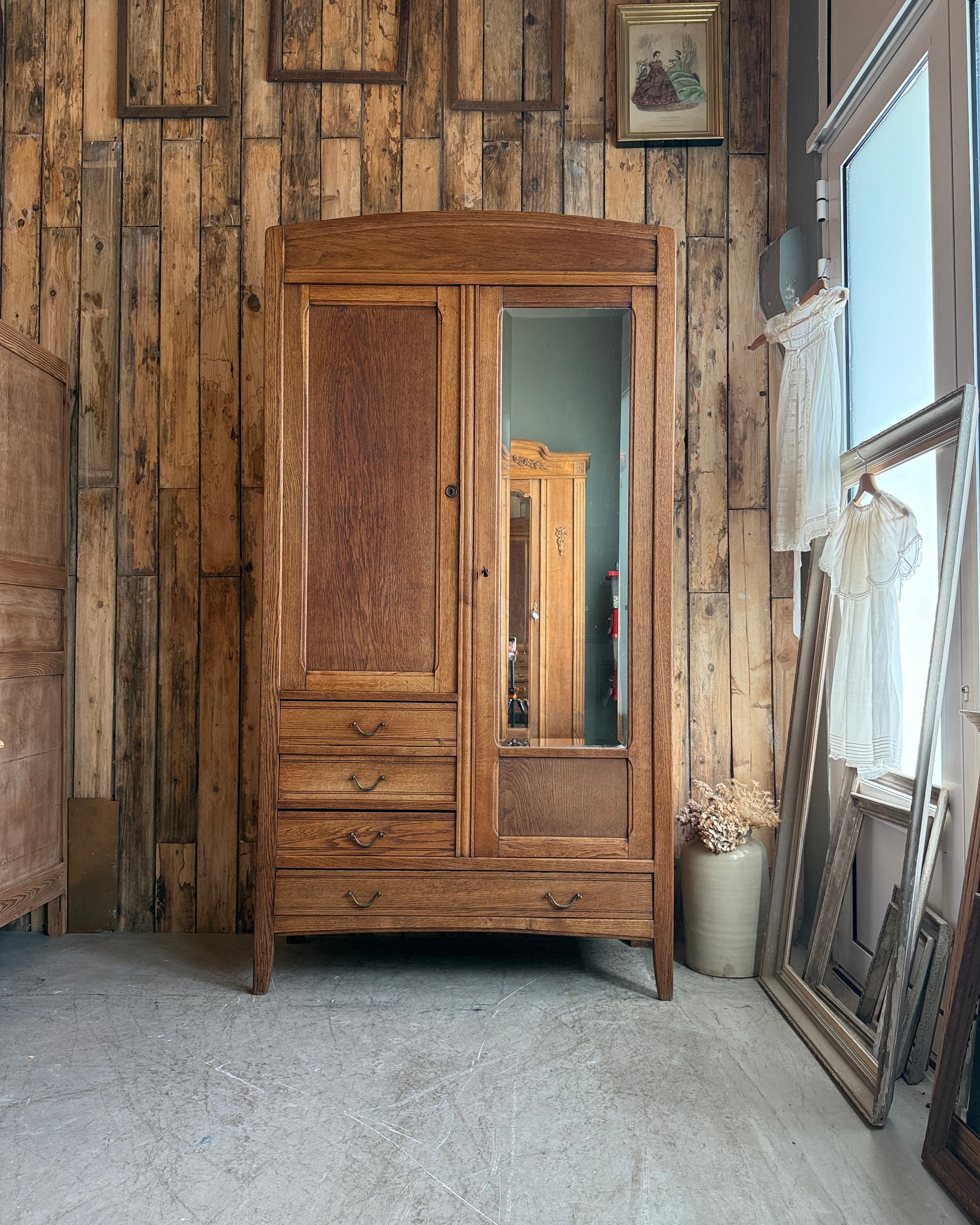 Grande armoire Art Déco en chêne