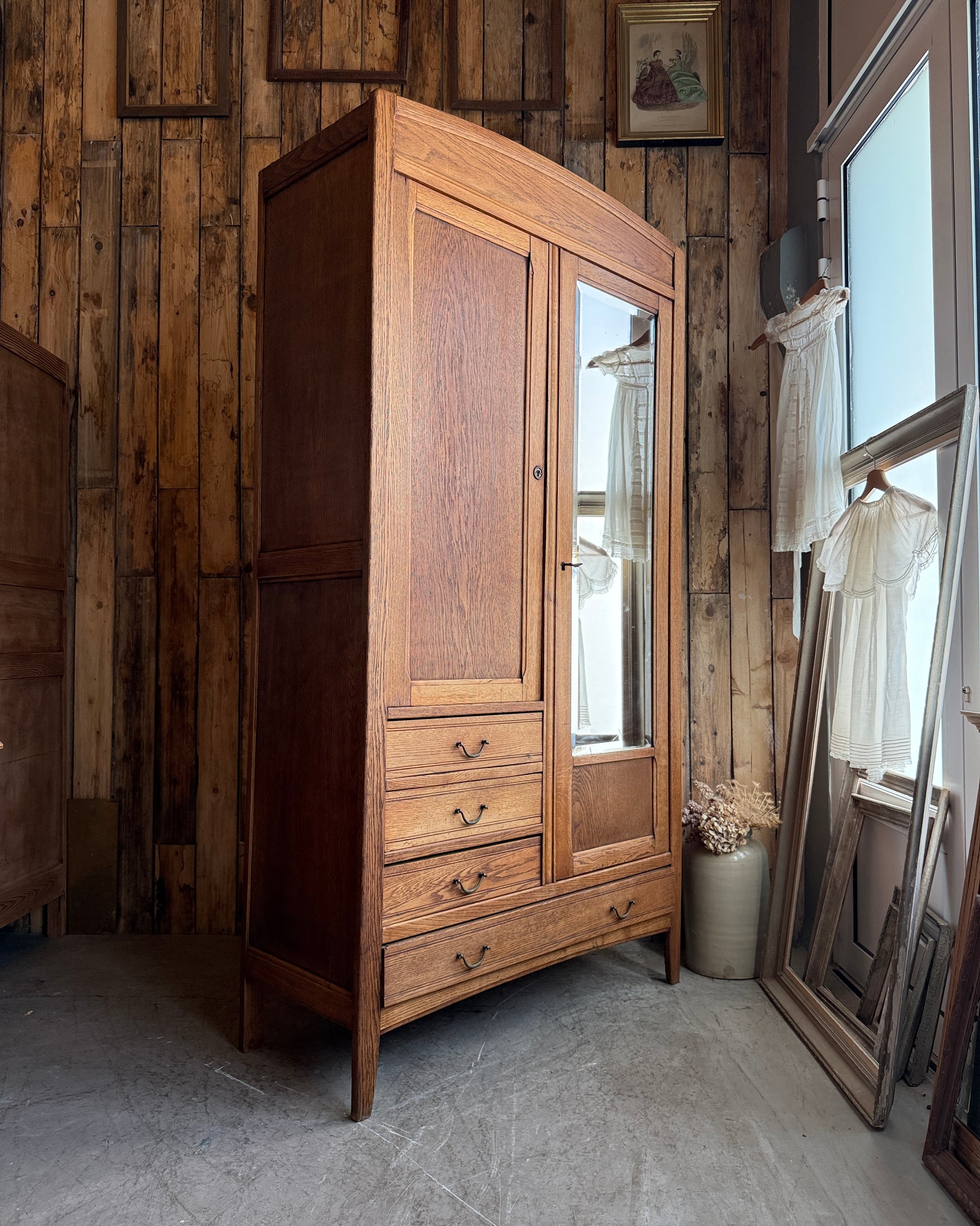 Grande armoire Art Déco en chêne
