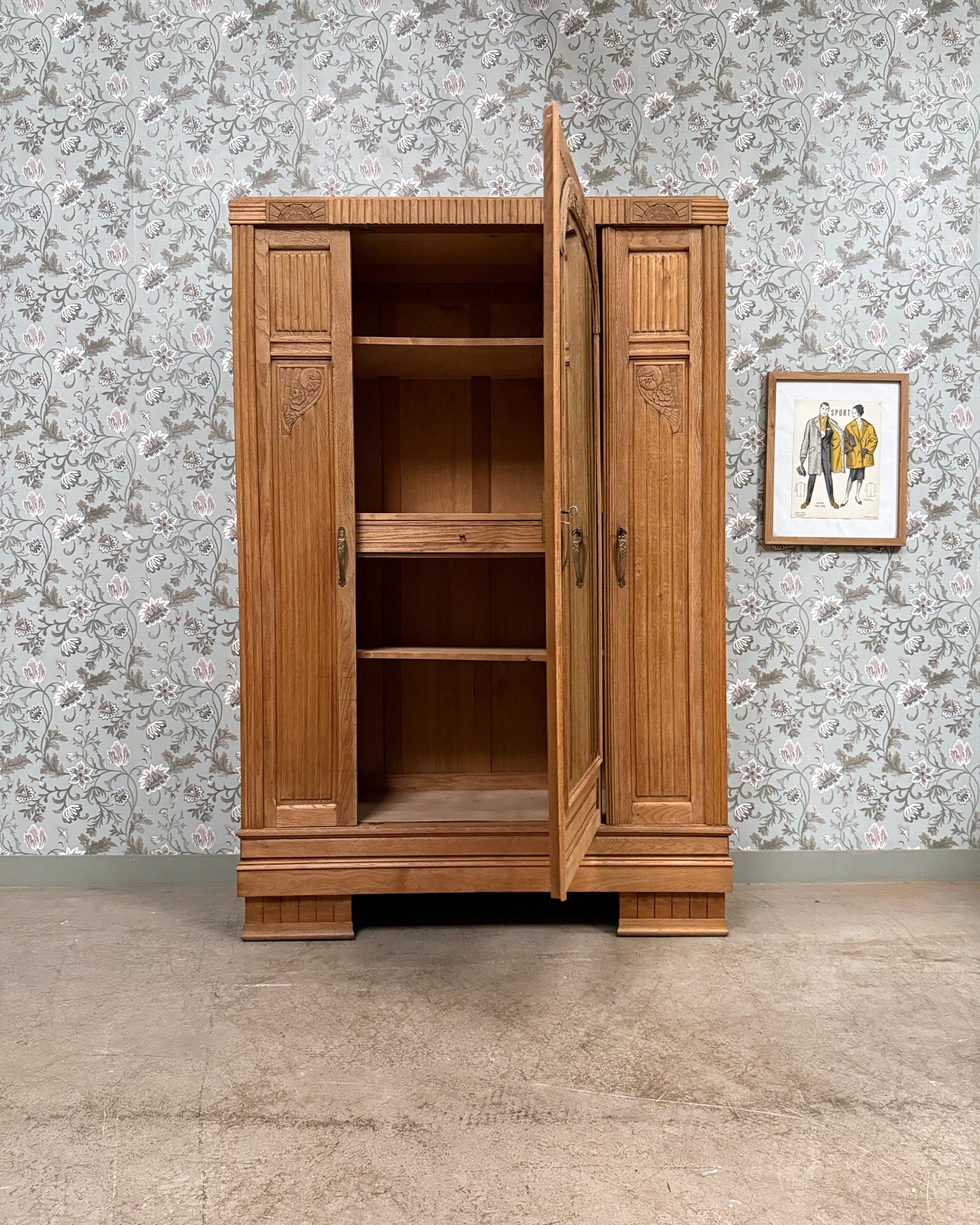 Armoire Art Déco en chêne