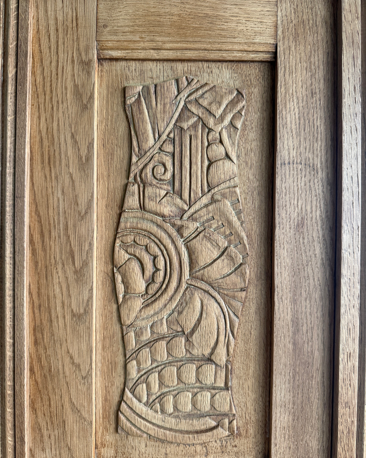 Armoire Art Déco trois portes en chêne