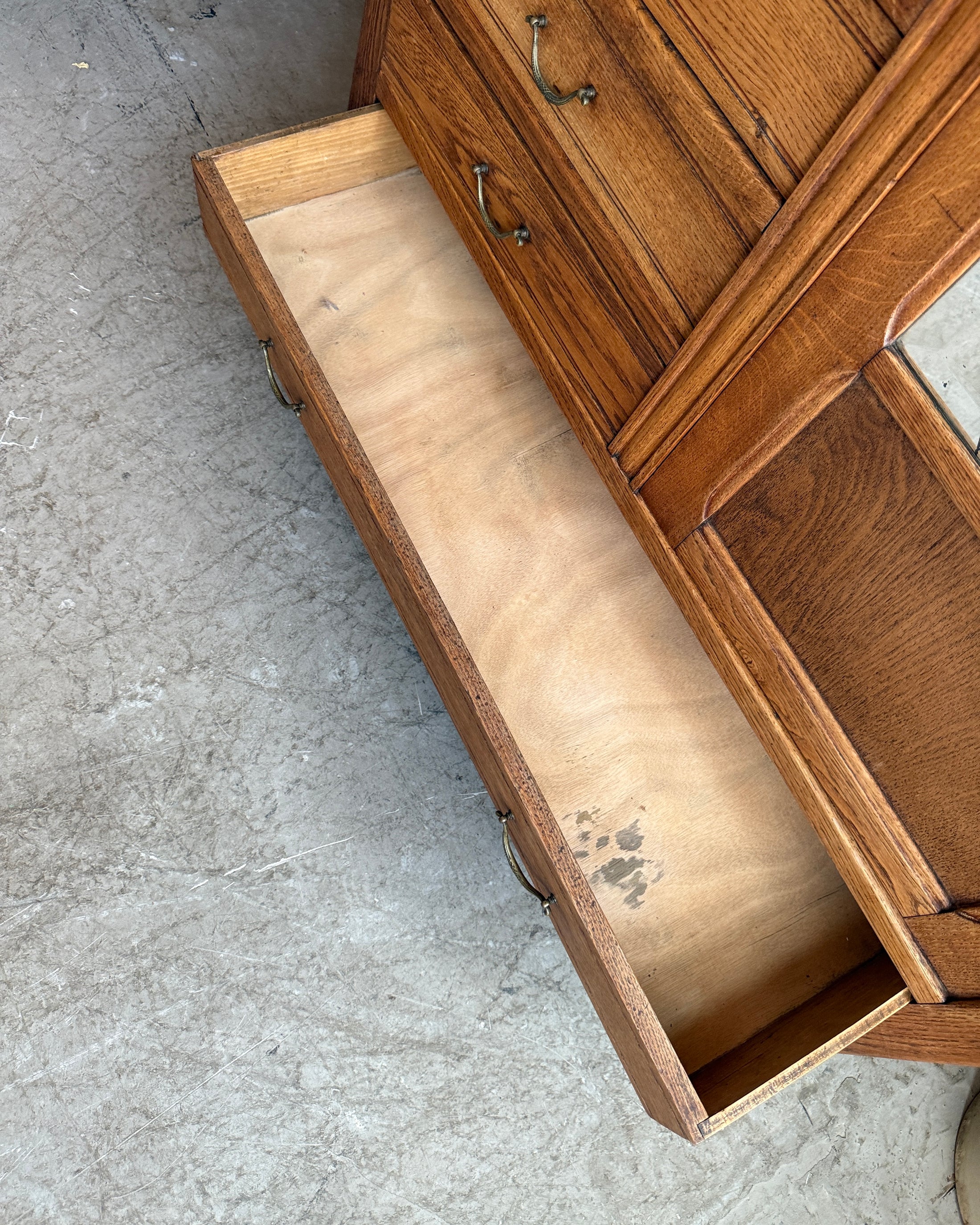 Grande armoire Art Déco en chêne