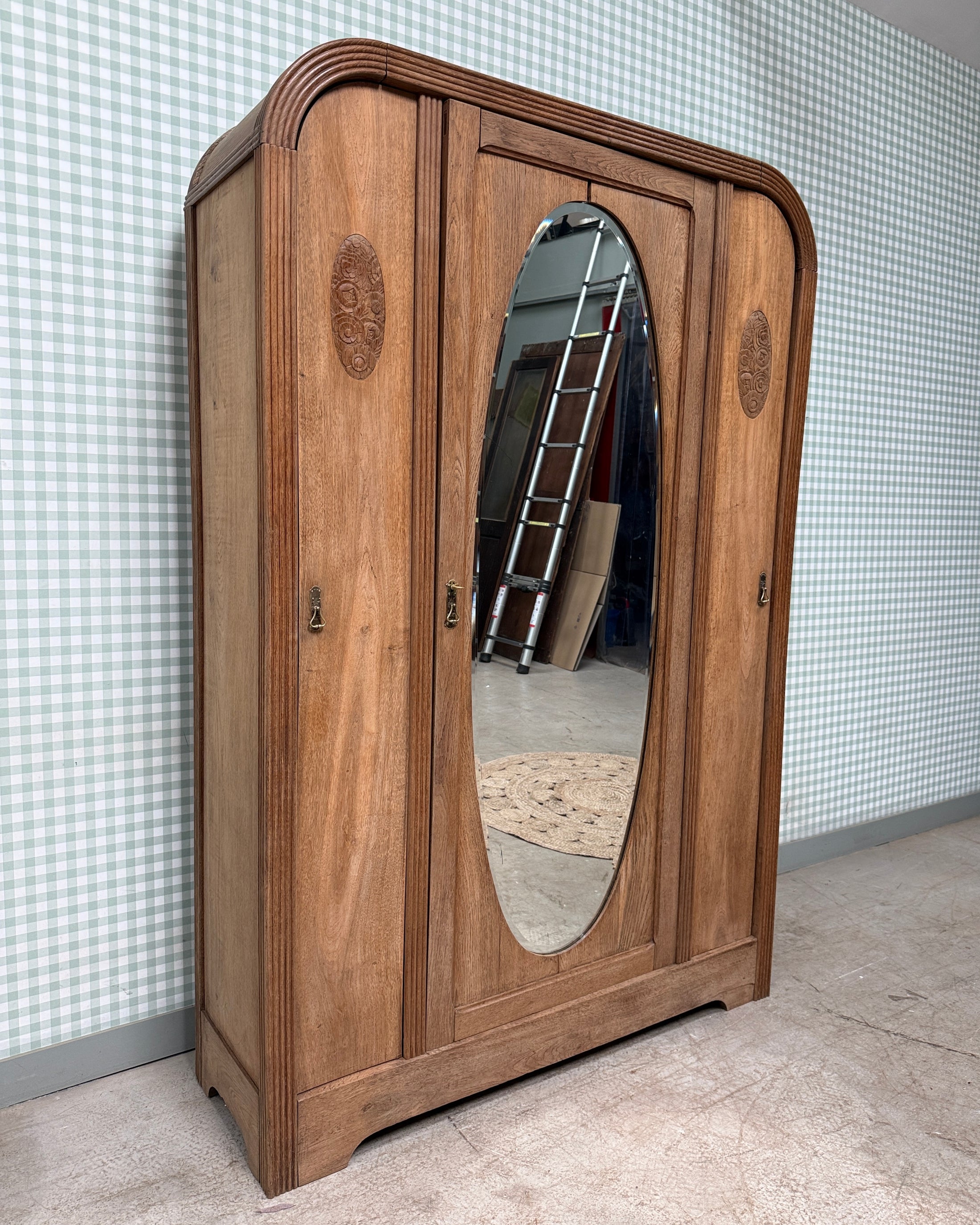Armoire Art Déco en chêne